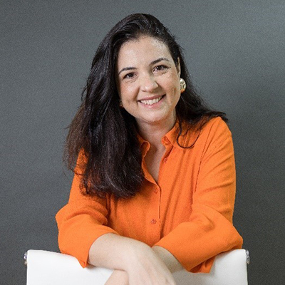 Ana Luiza Roque  